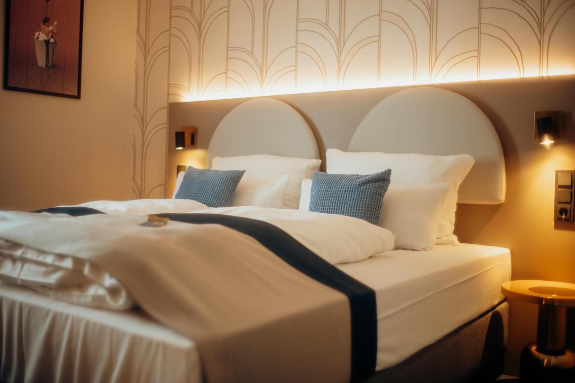 Guestified Liyana Hotel ラーティンゲン エクステリア 写真