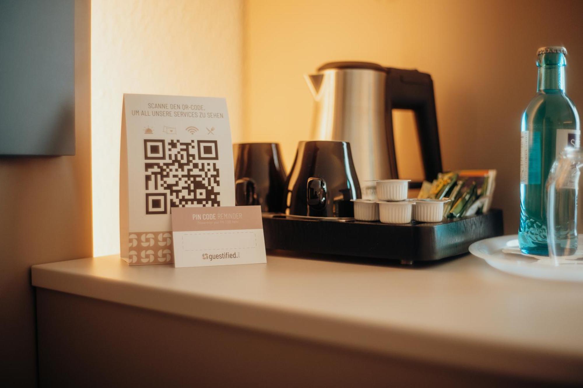 Guestified Liyana Hotel ラーティンゲン エクステリア 写真